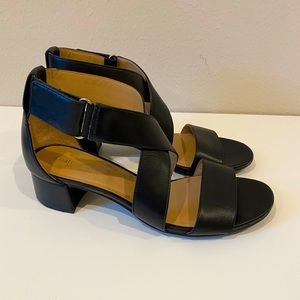 Naturalizer N5 Comfort Black Heeled Sandals